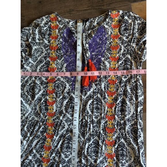THML Anthropologie Embroidered Tunic Dress S Black White Boho Resort Tassel - Picture 4 of 6